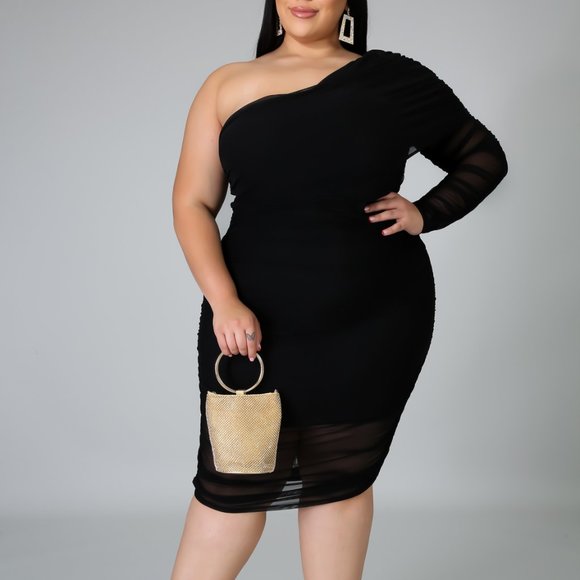 Dresses & Skirts - Get Ready for tonite cute BLACK DRESS!!! Plus Size